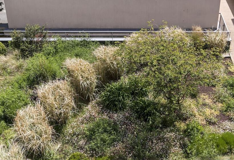 스탠다드 내측 룸, L Adresse