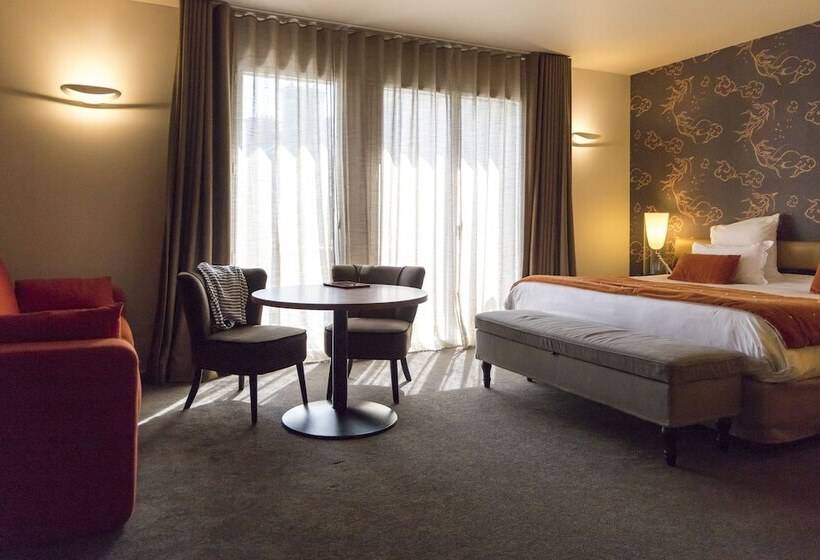 주니어 스위트, L Adresse