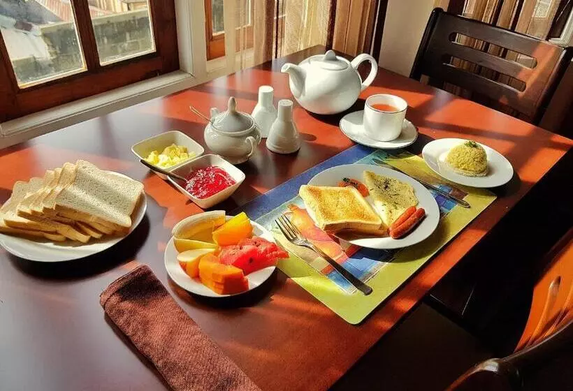اتاق استاندارد با چشم‌انداز کوهستان, Nuwara Eliya Hills Rest