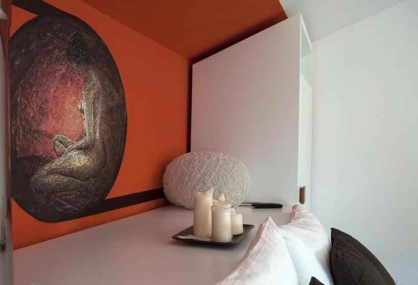 סוויטת פנטהאוז, Residence Zelzar