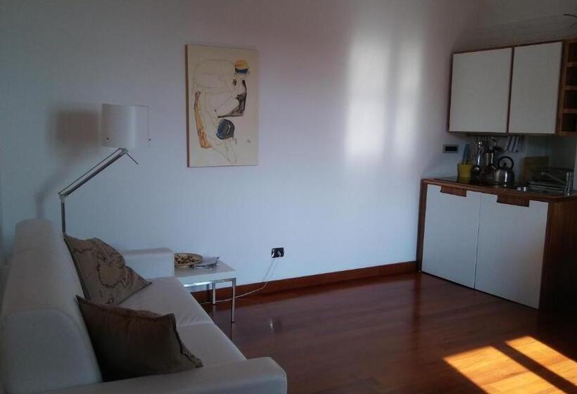 סוויטה משפחתית, Residence Zelzar