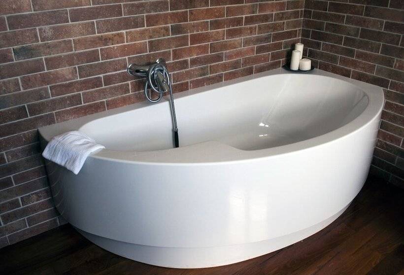 סוויטה משפחתית, Residence Zelzar