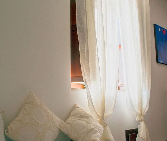 סוויטה משפחתית, Residence Zelzar