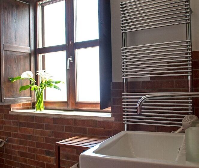 סוויטה משפחתית, Residence Zelzar