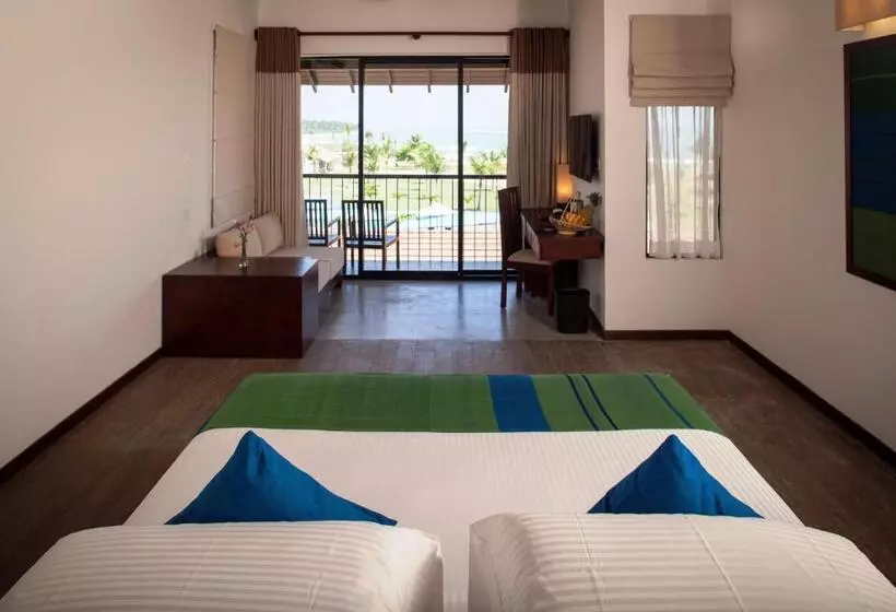 オーシャンビューのプレミアムルーム。, The Calm Resort & Spa