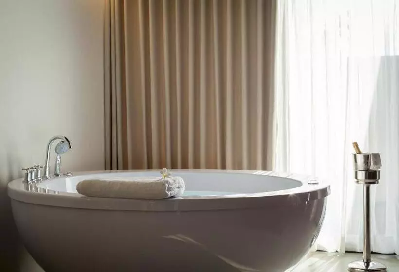 オーシャンビュースイート, The Calm Resort & Spa