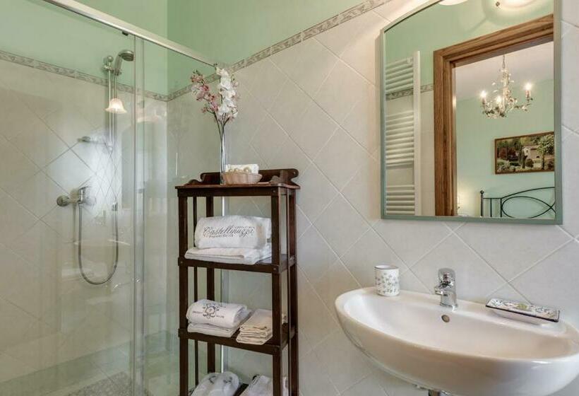 스탠다드 룸, Castellinuzza