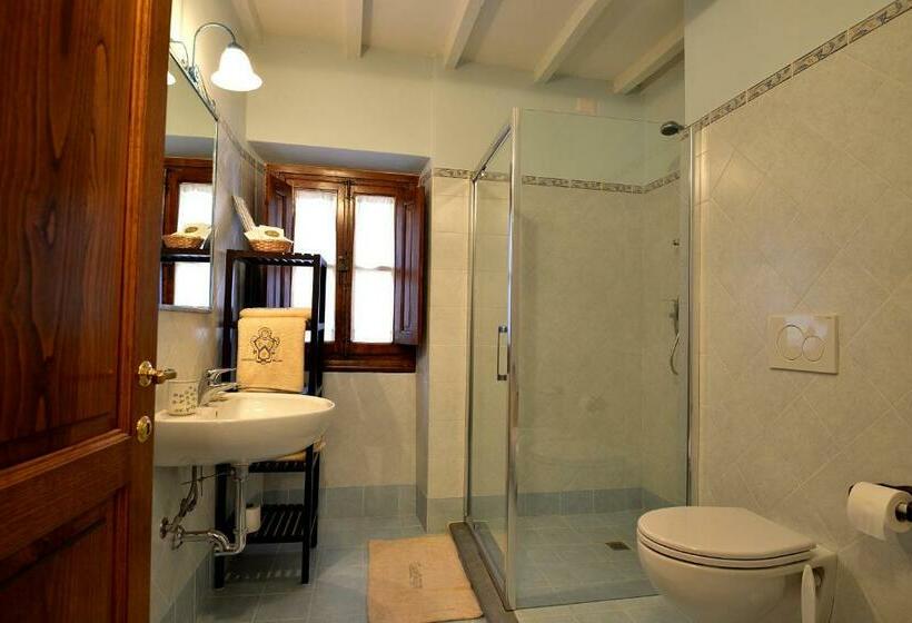 스탠다드 트리플 룸, Castellinuzza