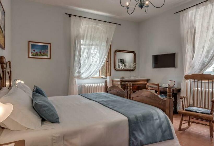 스탠다드 트리플 룸, Castellinuzza