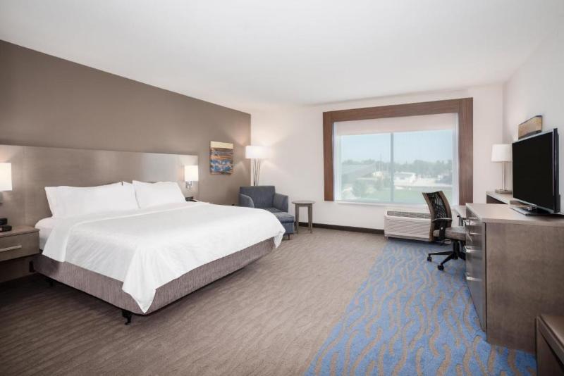 Люкс Адаптированный для Инвалидов, Holiday Inn Express & Suites Great Bend, An Ihg