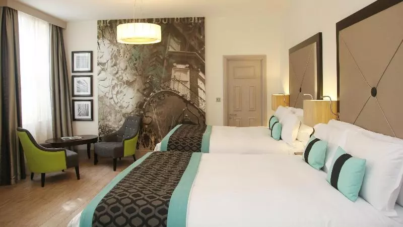 キングサイズベッドのスイートルーム, Holiday Inn Express & Suites Great Bend, An Ihg