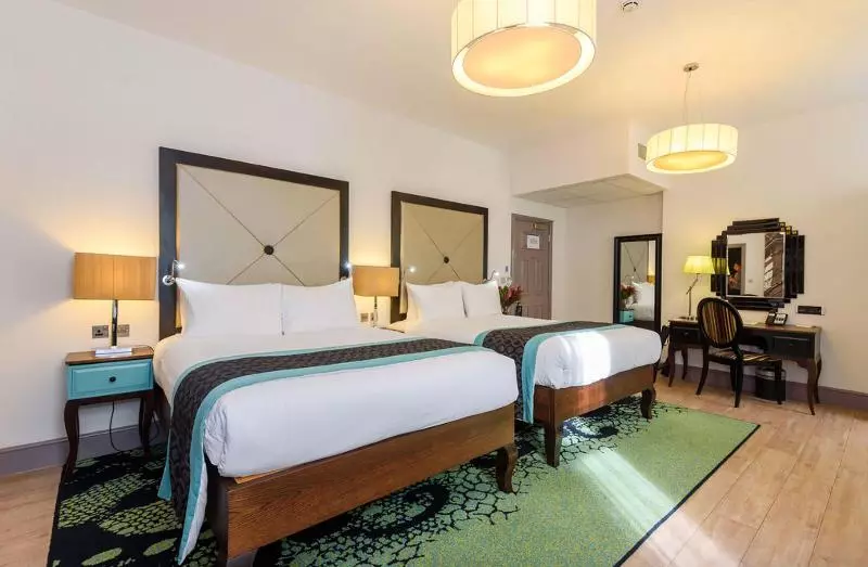キングサイズベッドのスイートルーム, Holiday Inn Express & Suites Great Bend, An Ihg