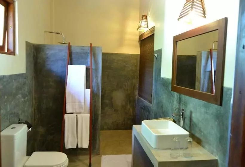 デラックスバンガロー, Kuwera Eco Lodge