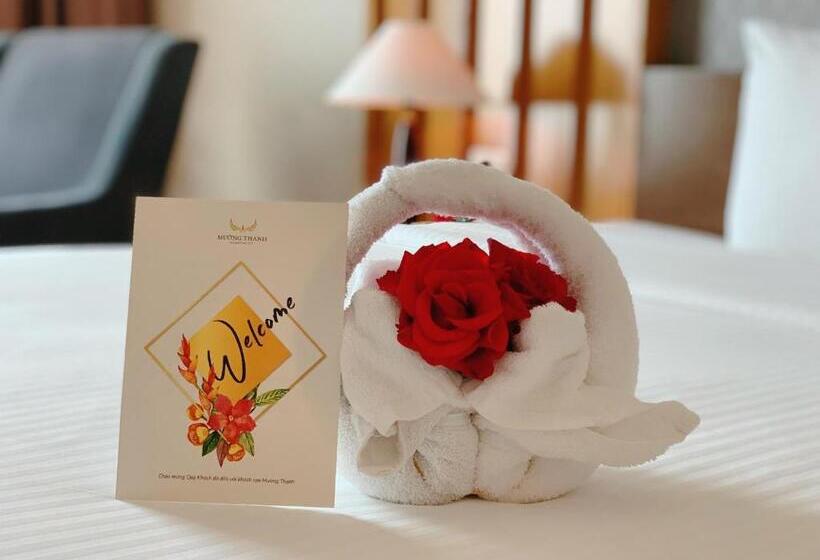 سوییت اجرایی, Muong Thanh Luxury Nhat Le