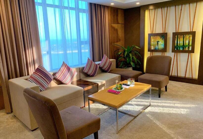 سوییت اجرایی, Muong Thanh Luxury Nhat Le