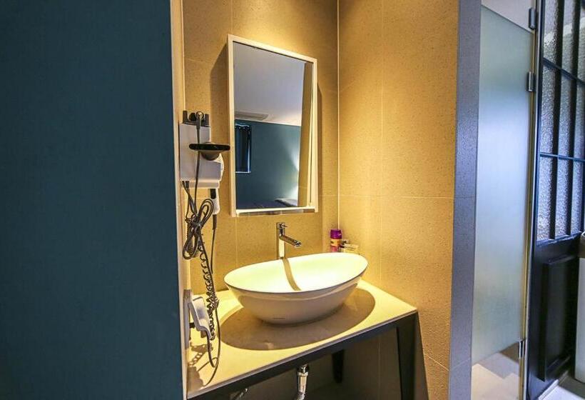 Standart Oda, Myeongjak