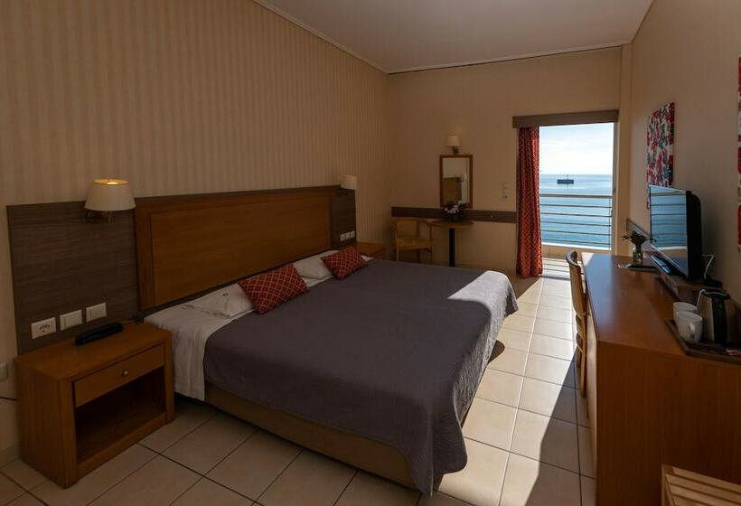 Quarto Deluxe Vista Mar, Ostria