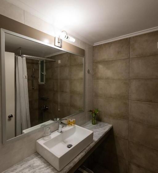 Quarto Deluxe Vista Mar, Ostria