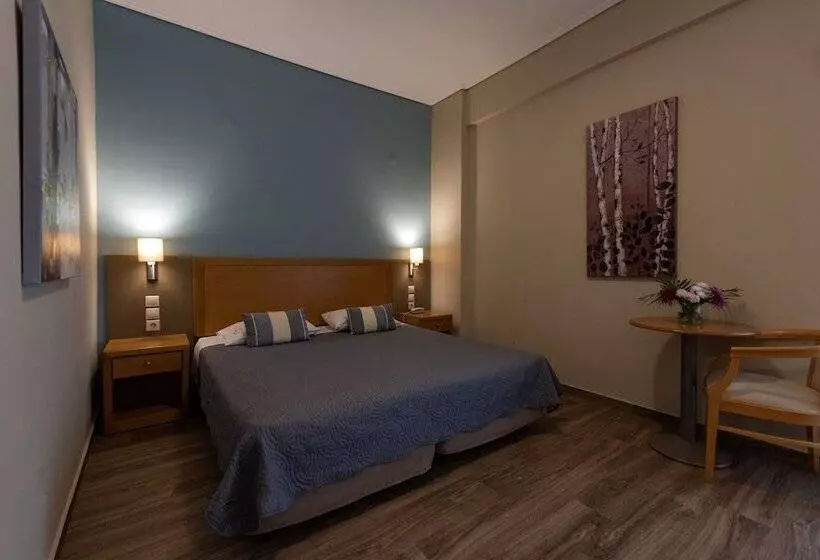 اتاق اساندارد با چشم‌انداز جانبی به دریا, Ostria