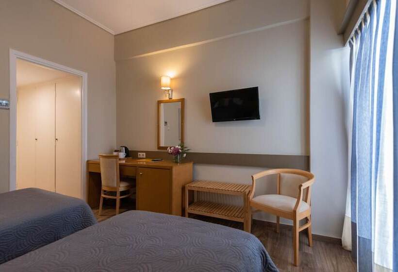 Quarto Estandar, Ostria