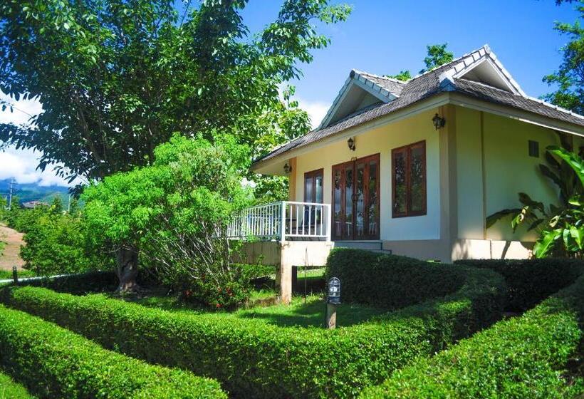 Номер Deluxe Вид на Сад, Pai Iyara Resort