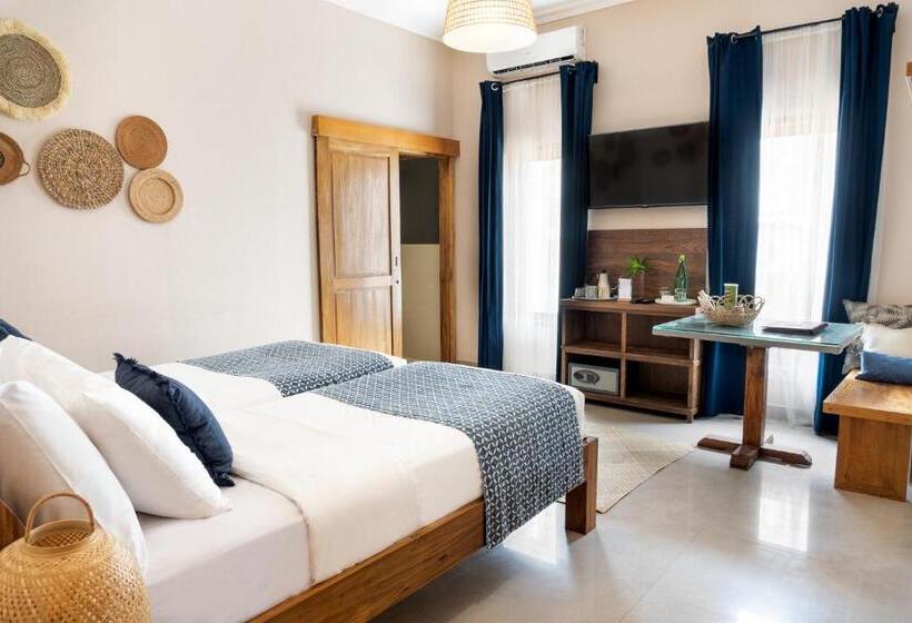 クラシックルーム, Pesona Beach Resort & Spa