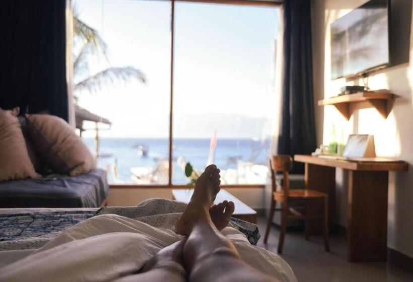 Triple Room Sea View, Pesona Beach Resort & Spa