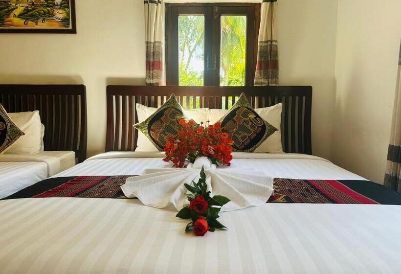 اتاق لوکس سه تخته, Thatsaphone