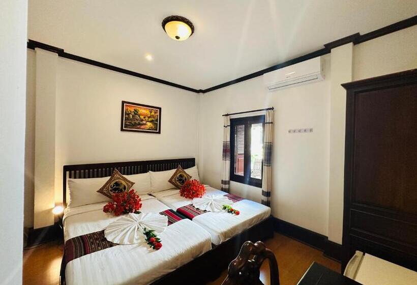 اتاق سوپریور, Thatsaphone