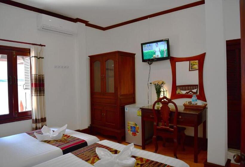 اتاق سوپریور, Thatsaphone