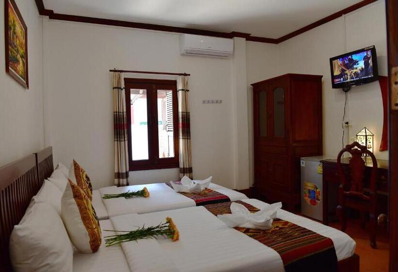 اتاق سوپریور, Thatsaphone