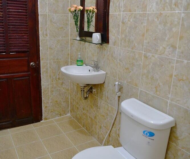 اتاق سوپریور, Thatsaphone