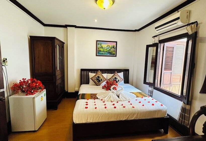 اتاق سوپریور, Thatsaphone