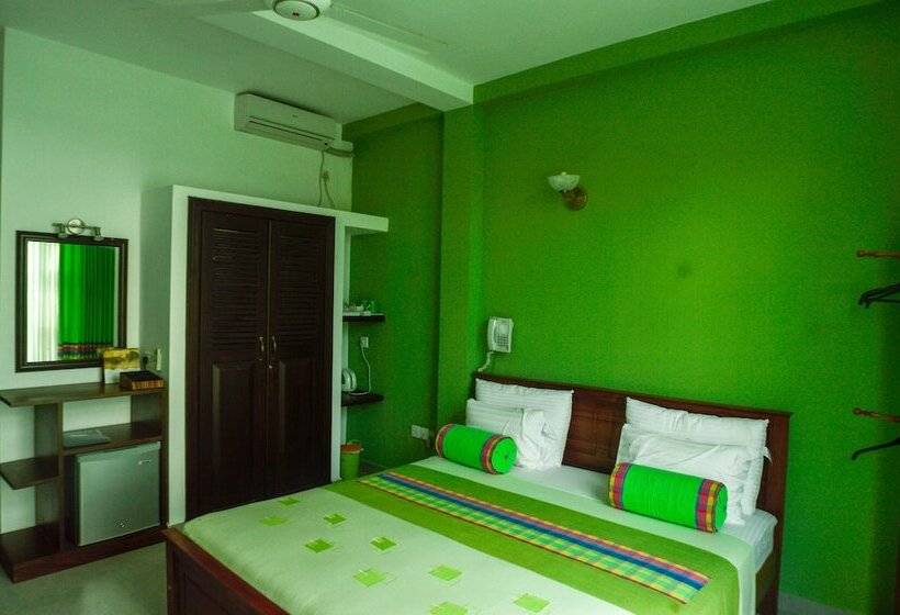 标准间, Villa Baywatch Rumassala