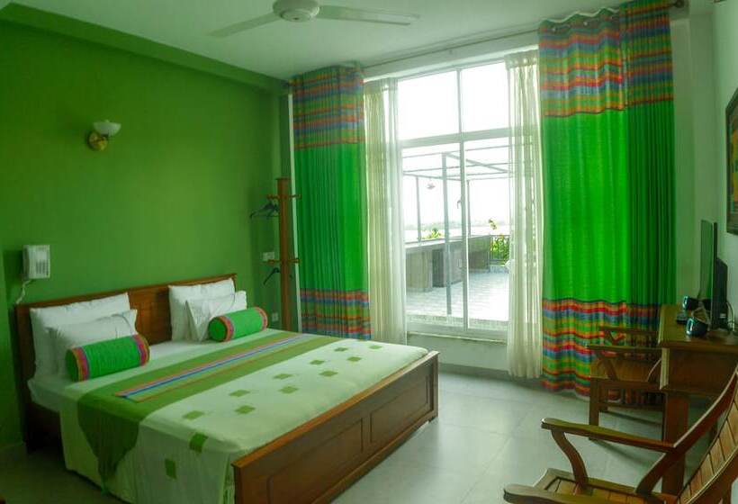 标准间, Villa Baywatch Rumassala