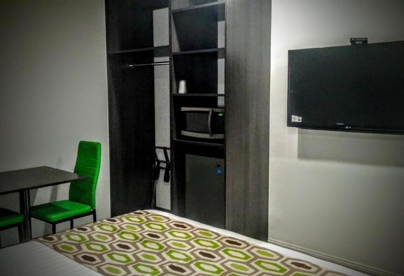 חדר סופריור יחיד, Jewel City Inn