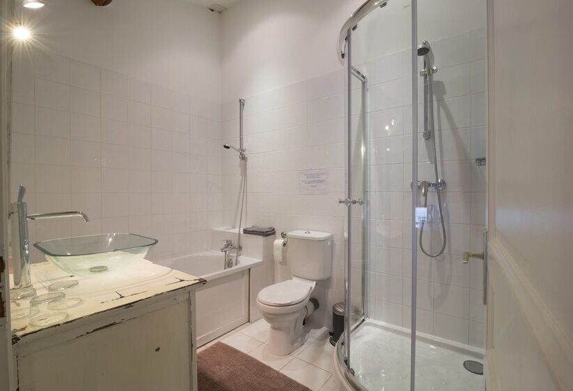 Полулюкс, Villa St Simon