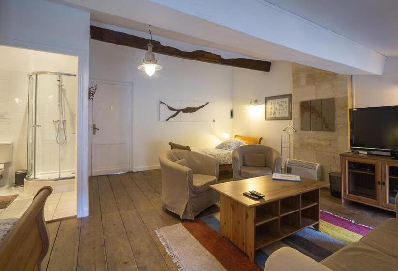 Полулюкс, Villa St Simon