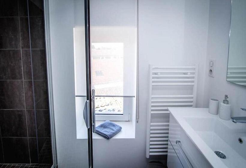 Студио Стандарт Вид на Сад, Villa St Simon