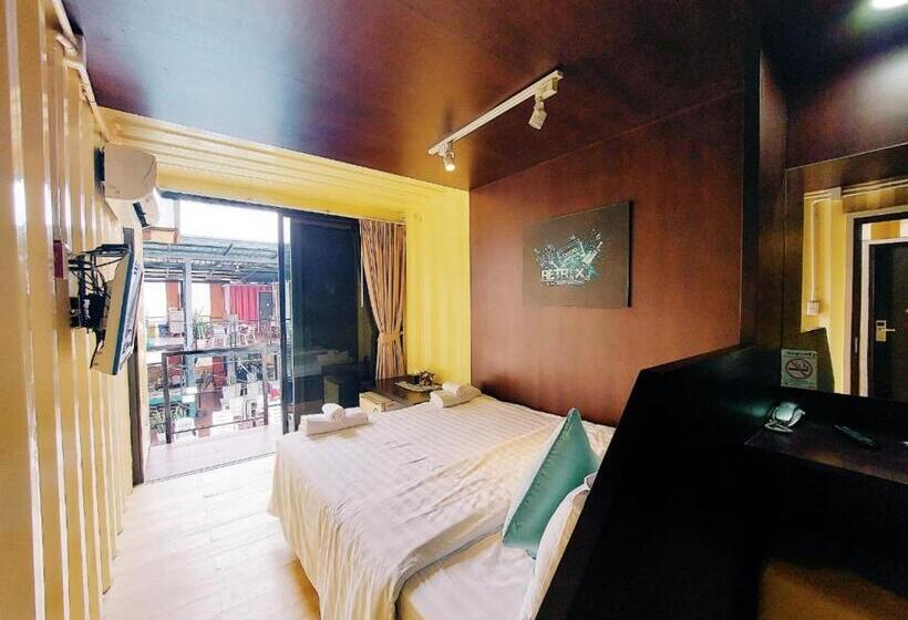 غرفة قياسية, Retro Box Hotel Chumphon
