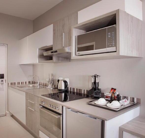 이그제큐티브 룸, The Capital On Bath