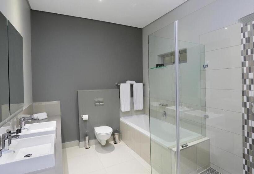 דירת פנטהאוז 2 חדרי שינה, The Capital On Bath