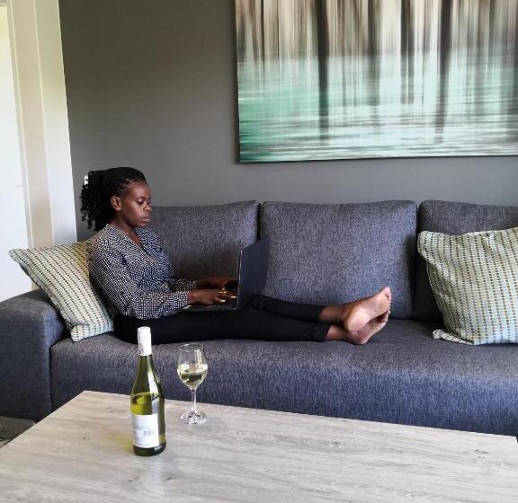 침실 2개 아파트, The Capital On Bath