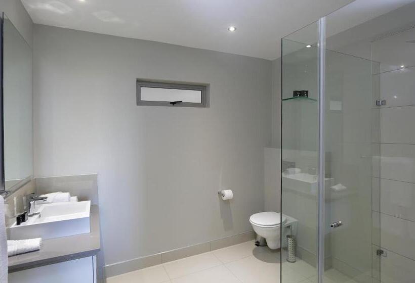 דירת פנטהאוז 2 חדרי שינה, The Capital On Bath