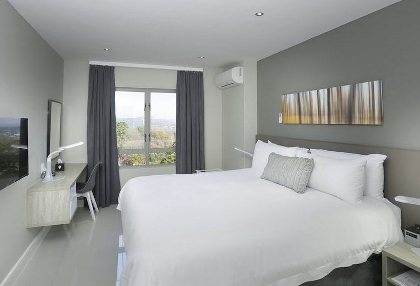 Номер Executive, The Capital On Bath