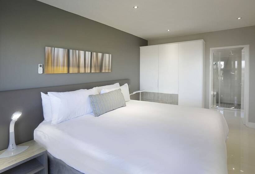 이그제큐티브 룸, The Capital On Bath