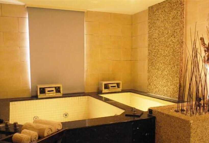 اتاق لوکس, Color Motel