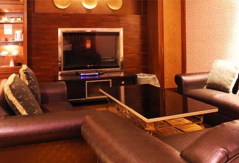 اتاق لوکس, Color Motel