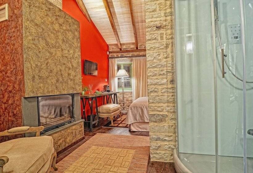 Номер Deluxe, Aithrio