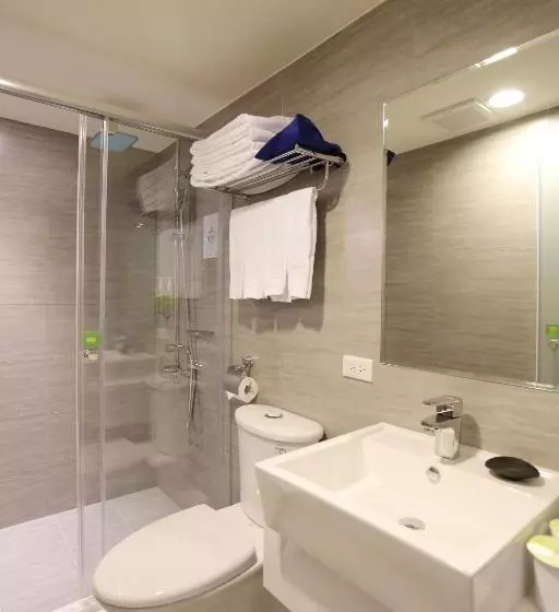 اتاق لوکس چهار تخته, Ark Hotel   Changan Fuxing方舟商業股份有限公司